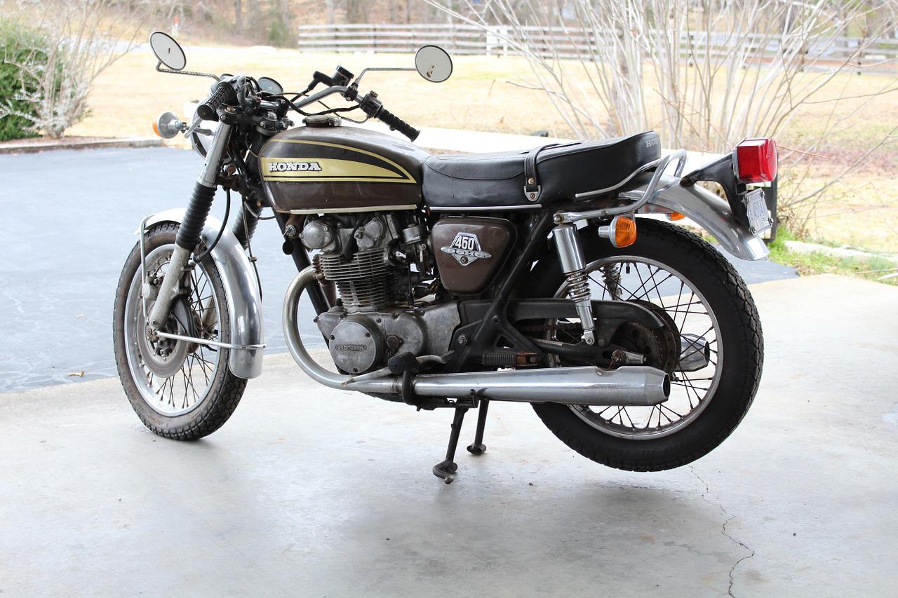 Honda Oldtimer Motorrad kaufen verkaufen