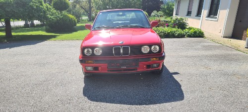 Zu verkaufen: BMW 3er 325i in gutem Zustand abzugeben Baujahr BJ 12/1990