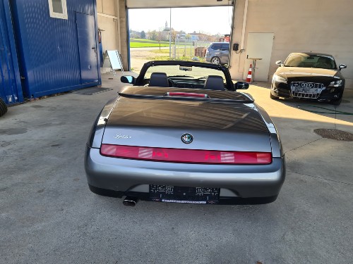 Alfa Romeo Spider in Originalzustand Baujahr BJ 11/1995