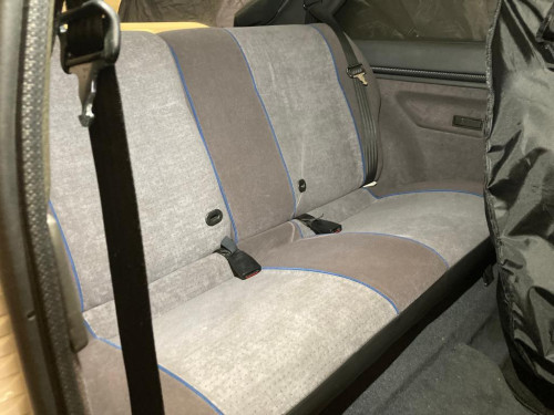 Ford Escort in Originalzustand Baujahr BJ 04/1985