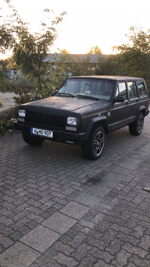 Jeep Cherokee 4.0 Limited in gebrauchtem Zustand Baujahr BJ 08/1991