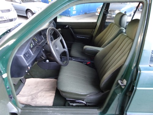 Oldtimer Mercedes Benz 190 Automatik - neues Pickerl! Baujahr BJ 10/1983
