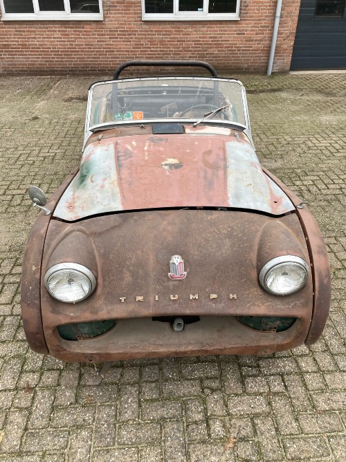Für Bastler: Händlerfahrzeug Triumph TR3 Baujahr BJ 09/1958