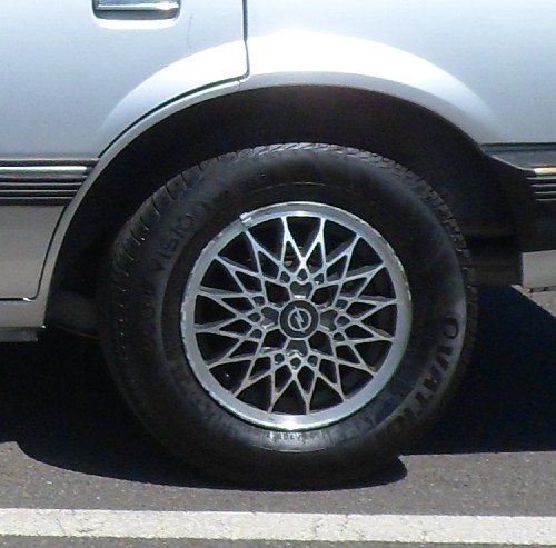 Oldtimer Opel Ascona in rostfreiem Zustand mit historischer Zulassung Baujahr BJ 07/1983