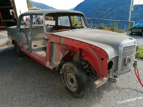 Teilespender Mercedes Benz Heckflosse 190 Dc 2.0 lt zu verkaufen Baujahr BJ 06/1962