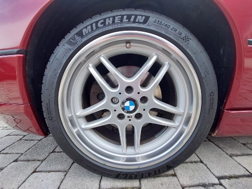 Wunderschön: BMW 850 mit gültigem Pickerl Baujahr BJ 05/1991