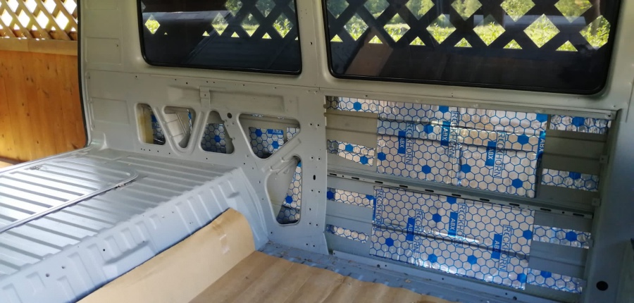 VW T3 253 Kombi mit Wohneinrichtung in Originalzustand Baujahr BJ 12/1986