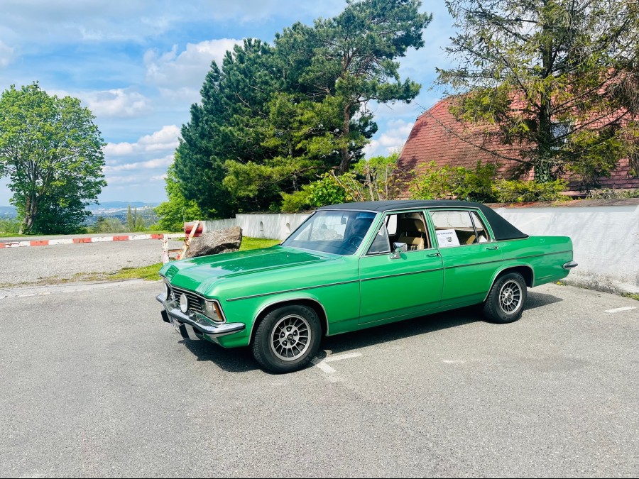 Klassiker Opel Diplomat in gebrauchtem Zustand Baujahr BJ 08/1977