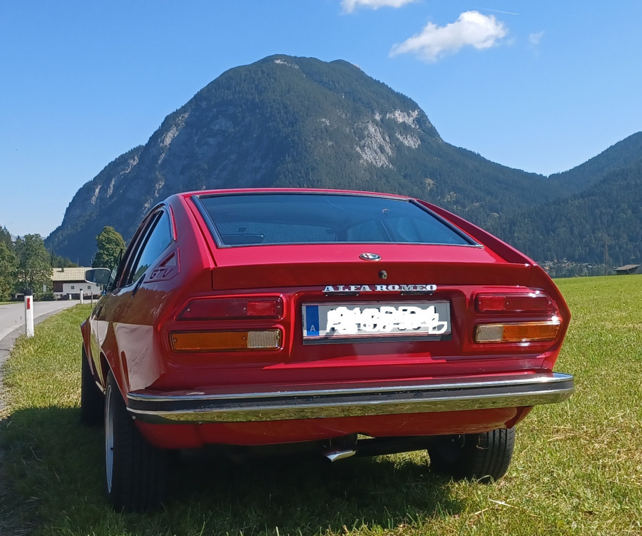 Alfa Romeo GTV Alfetta in gutem Zustand abzugeben Baujahr BJ 03/1980