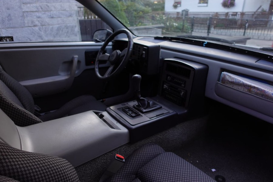 Historisch zugelassen: Pontiac Fiero gut erhalten Baujahr BJ 05/1985