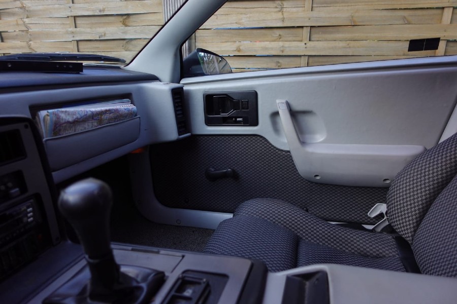 Historisch zugelassen: Pontiac Fiero gut erhalten Baujahr BJ 05/1985