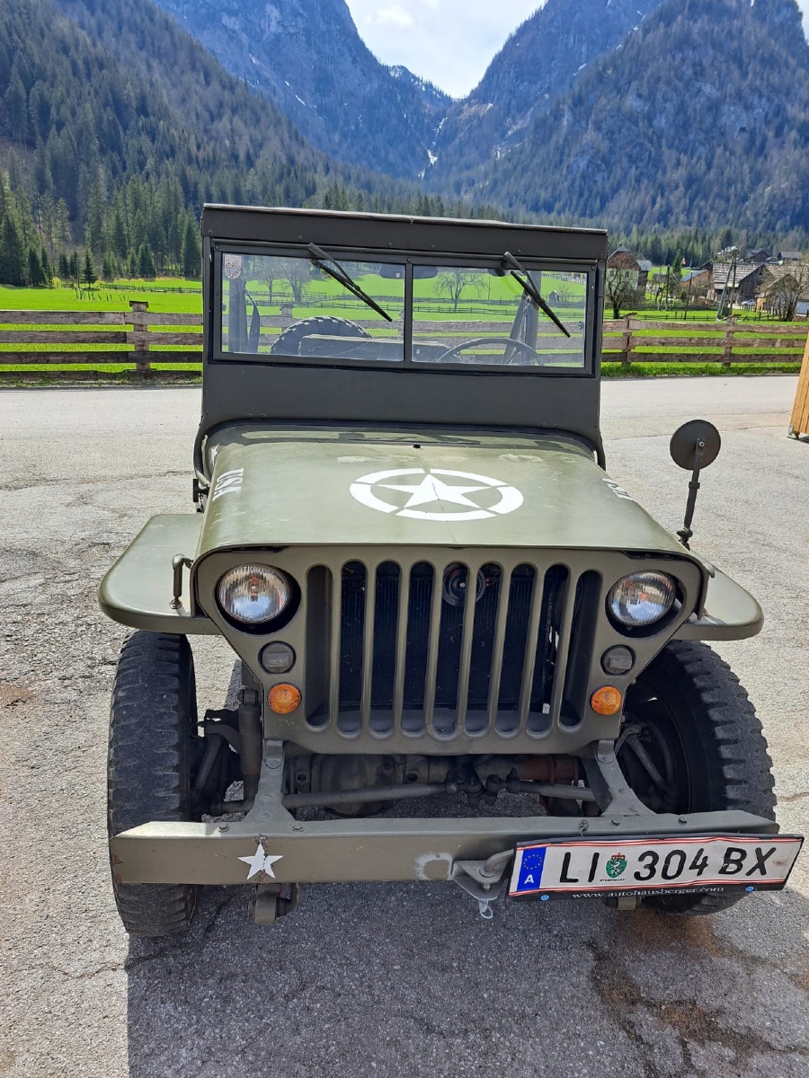 Jeep Willys in gutem Zustand abzugeben Baujahr BJ 04/1956