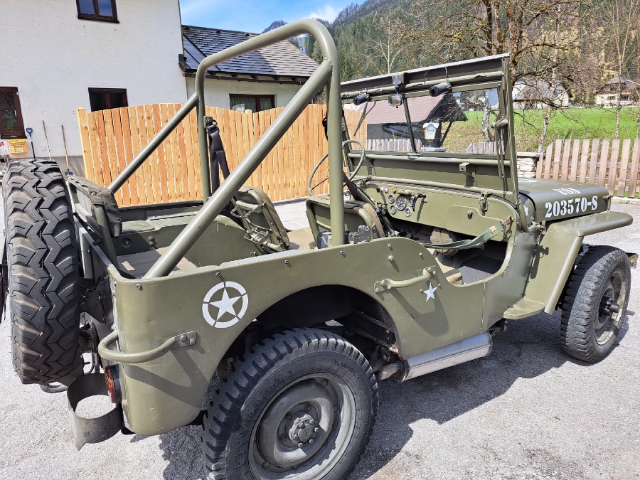 Jeep Willys in gutem Zustand abzugeben Baujahr BJ 04/1956