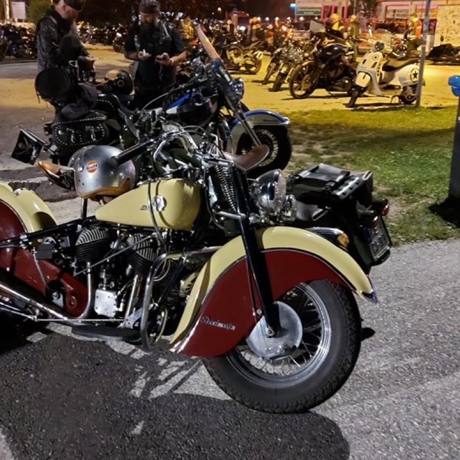 Indian Chief 1948 ,komplett restauriert . TOP Baujahr BJ 01/1948