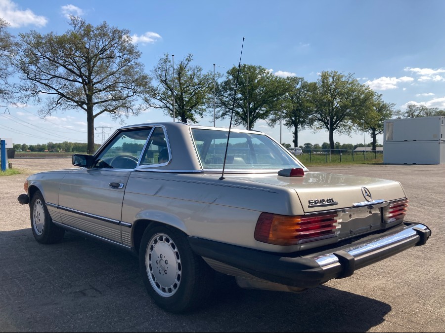 Gummiring/Lager Im Scheibenrahmen Mercedes Benz Sl R/C107