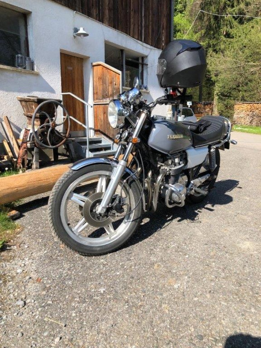 Historisch zugelassen: Honda sonstige Modelle mit niedrigem Kilometerstand Baujahr BJ 01/1978