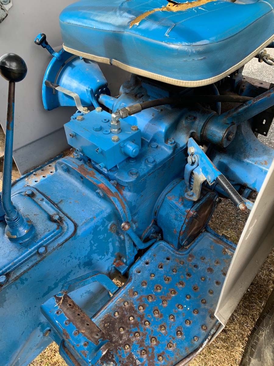 Zu verkaufen: Ford 2000 in Originalzustand Baujahr BJ 12/1972