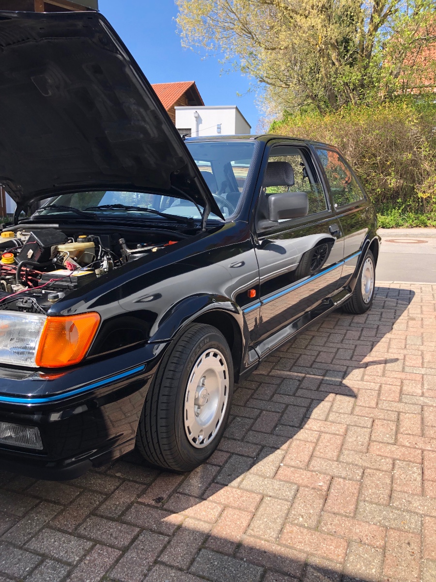 Historisch zugelassen: Ford sonstige Modelle in Originalzustand Baujahr BJ 04/1991