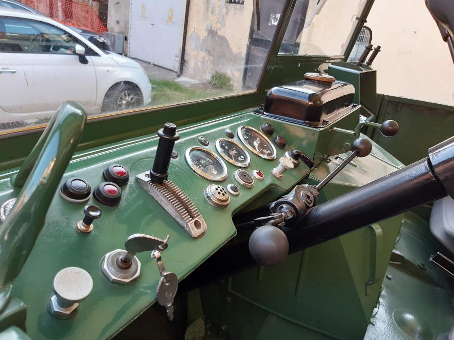 Mercedes Benz Unimog 411 Cabrio in rostfreiem Zustand mit niedriger Laufleistung Baujahr BJ 03/1961