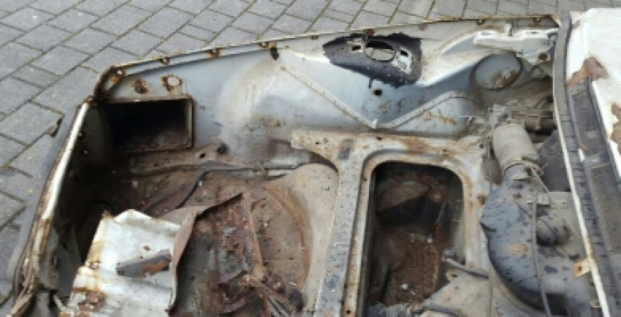 Karosserieteile für Porsche 911 zu verkaufen Baujahr BJ -