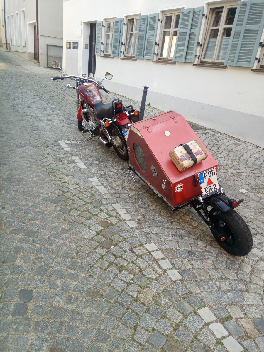 Suzuki sonstige Modelle VS800 Intruder mit Anhänger Baujahr BJ 03/1992