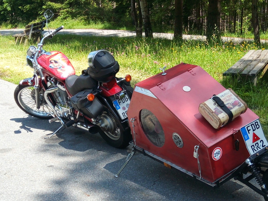 Suzuki sonstige Modelle VS800 Intruder mit Anhänger Baujahr BJ 03/1992