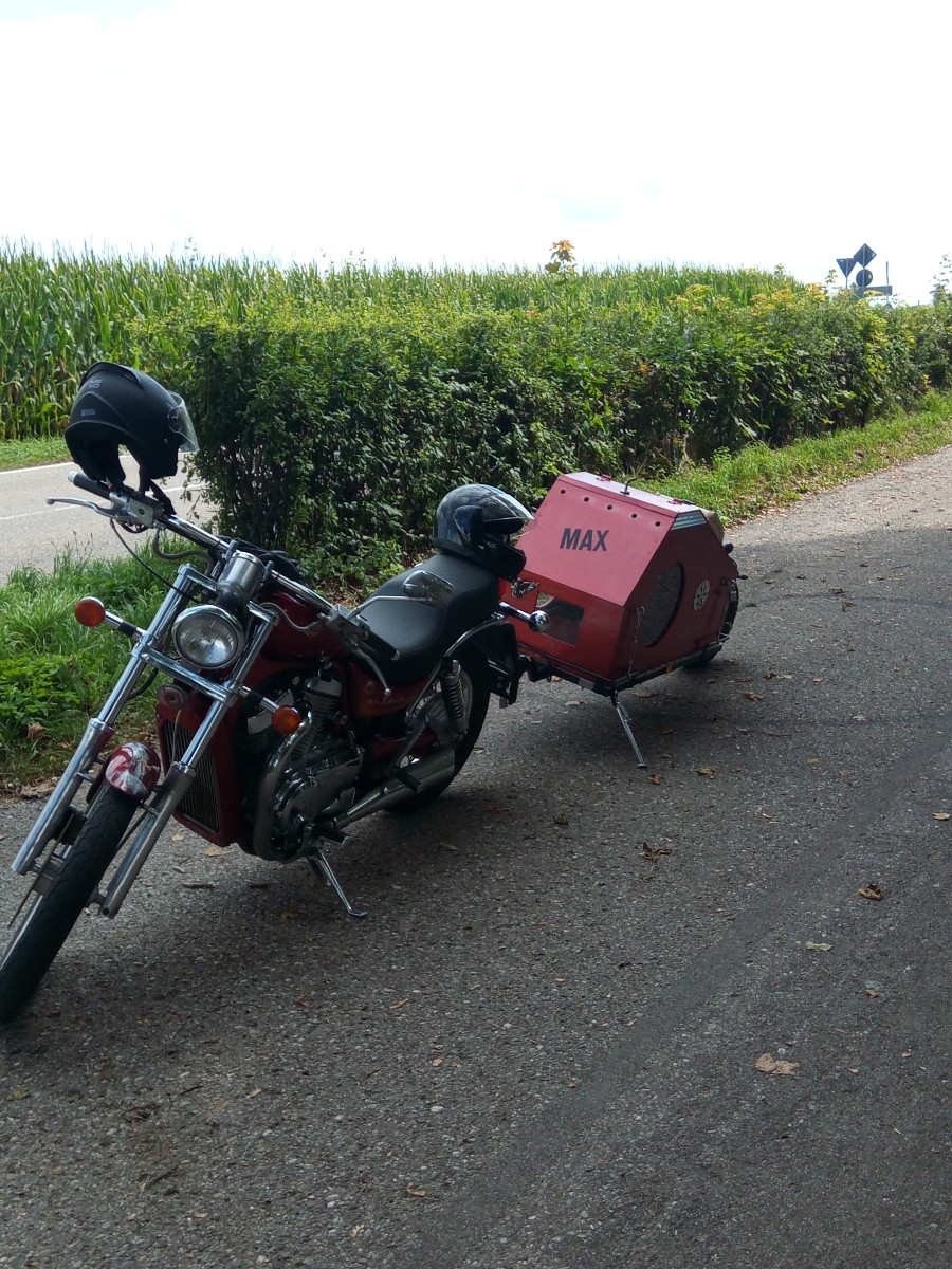 Suzuki sonstige Modelle VS800 Intruder mit Anhänger Baujahr BJ 03/1992