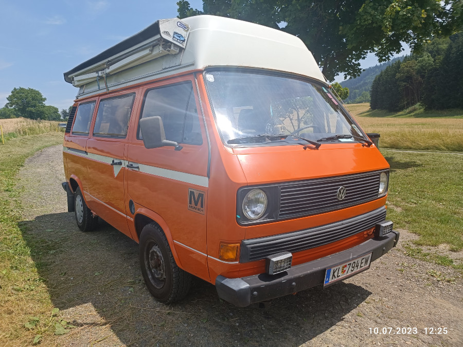 Oldtimer VW T3 in gebrauchtem Zustand wenig gelaufen Baujahr BJ 07/1981