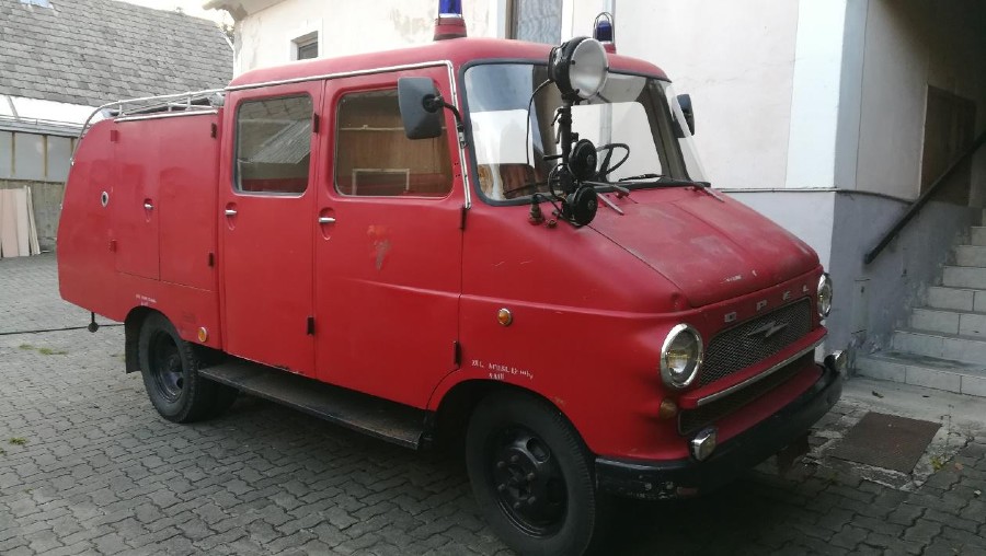 Opel Blitz eingeschränkt fahrbar mit niedriger Laufleistung Baujahr BJ 02/1962