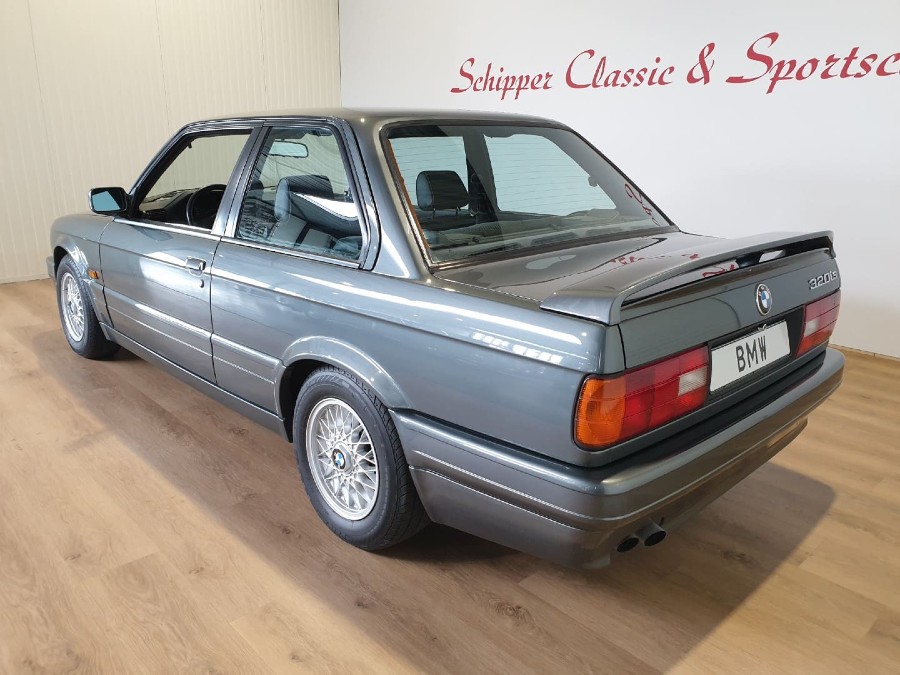 Zu verkaufen: BMW 3er 320iS E30 (M3) in Top Zustand Baujahr BJ 01/1988