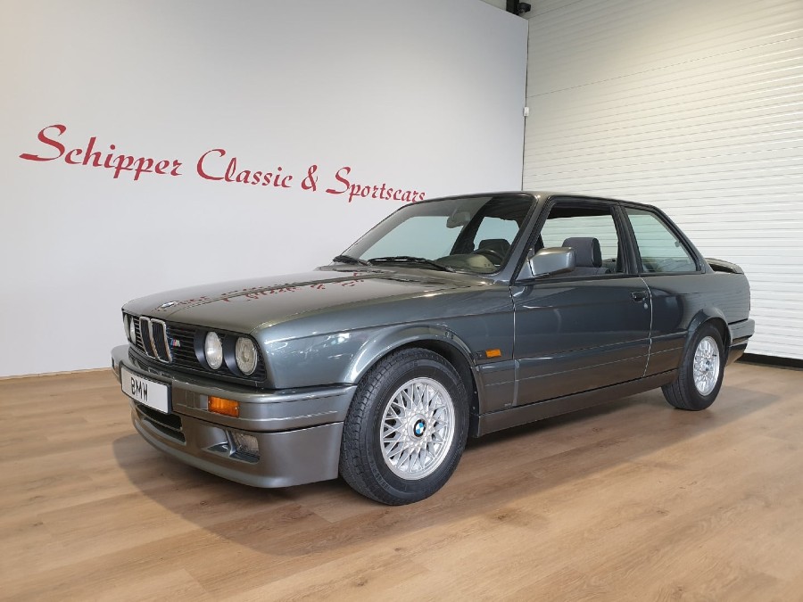 Zu verkaufen: BMW 3er 320iS E30 (M3) in Top Zustand Baujahr BJ 01/1988