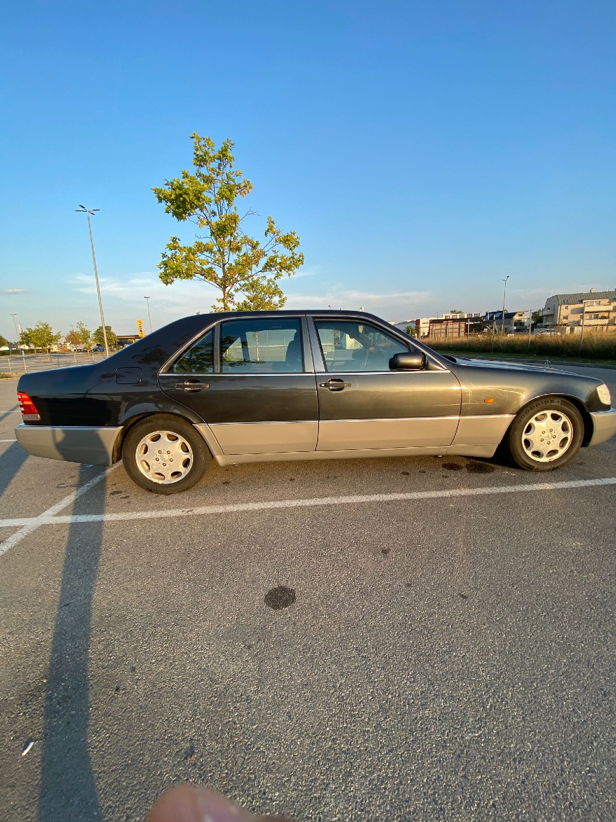Youngtimer Mercedes Benz S-Klasse SEL 600 in rostfreiem Zustand Baujahr BJ 10/1993