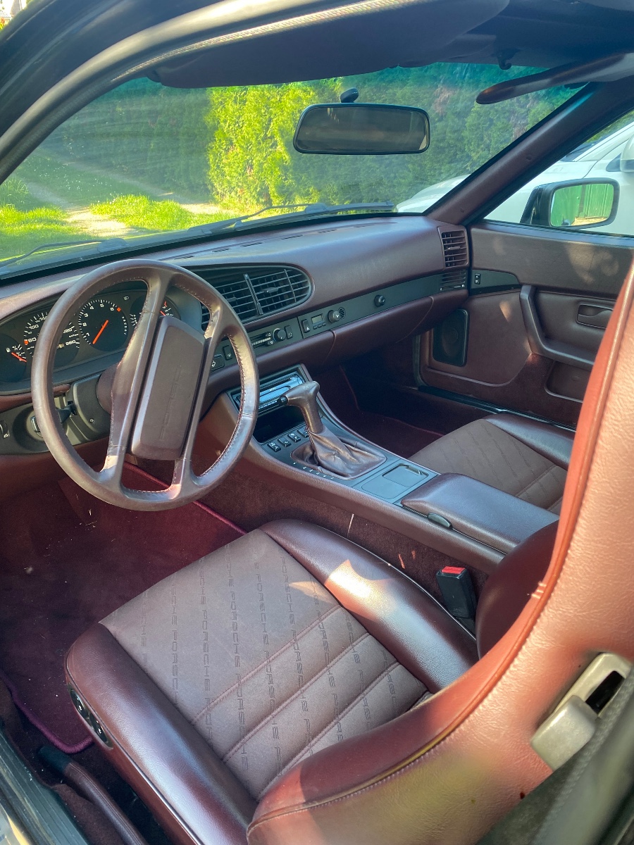 Porsche 944 in rostfreiem Zustand Baujahr BJ 02/1988