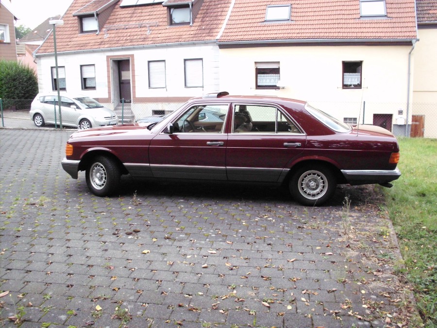 Mercedes Benz S-Klasse W126 in Originalzustand Baujahr BJ 08/1983
