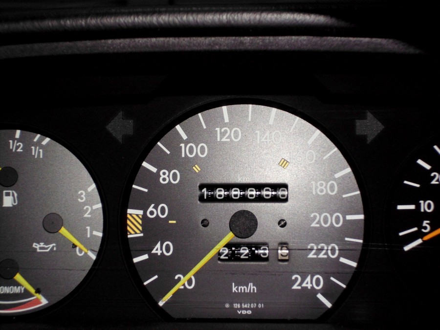 Mercedes Benz S-Klasse W126 in Originalzustand Baujahr BJ 08/1983