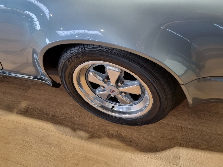 Klassiker Porsche 911 SC 3.0L Cabrio in Top Zustand Baujahr BJ 01/1983