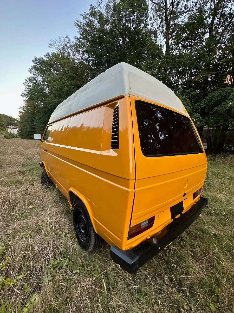 VW T3 in rostfreiem Zustand abzugeben Baujahr BJ 06/1982