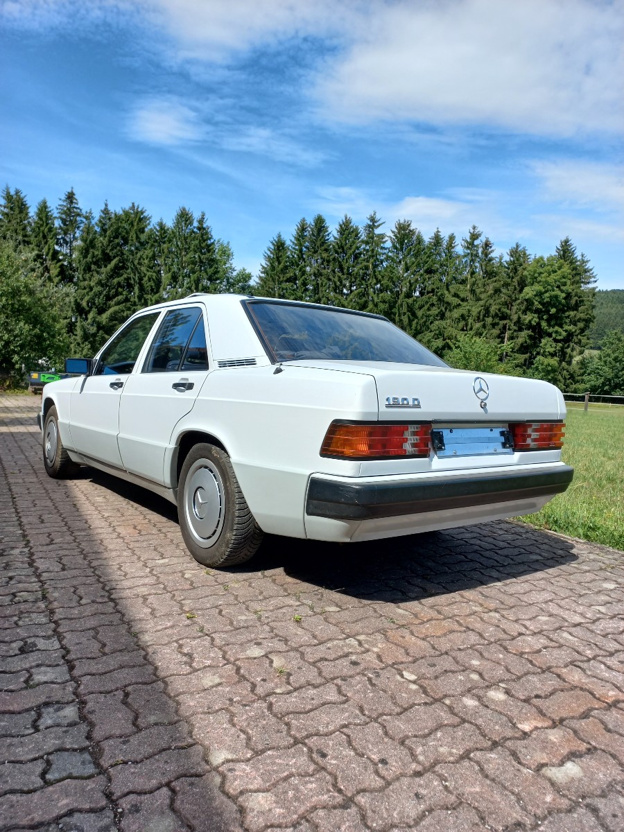 Mercedes Benz 190 W201D/A Limousine in Originalzustand inkl. Pickerl Baujahr BJ 03/1991