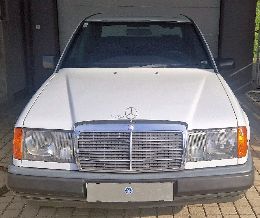 1989er Mercedes Benz E-Klasse 260E 4matic in gutem Zustand abzugeben Baujahr BJ 04/1989