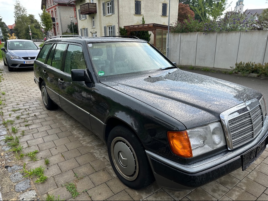 Klassiker Mercedes Benz 300 TE 4-matic guter Zustand Baujahr BJ 03/1991