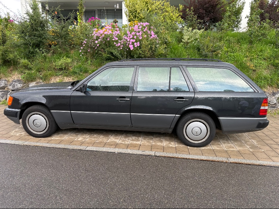 Klassiker Mercedes Benz 300 TE 4-matic guter Zustand Baujahr BJ 03/1991