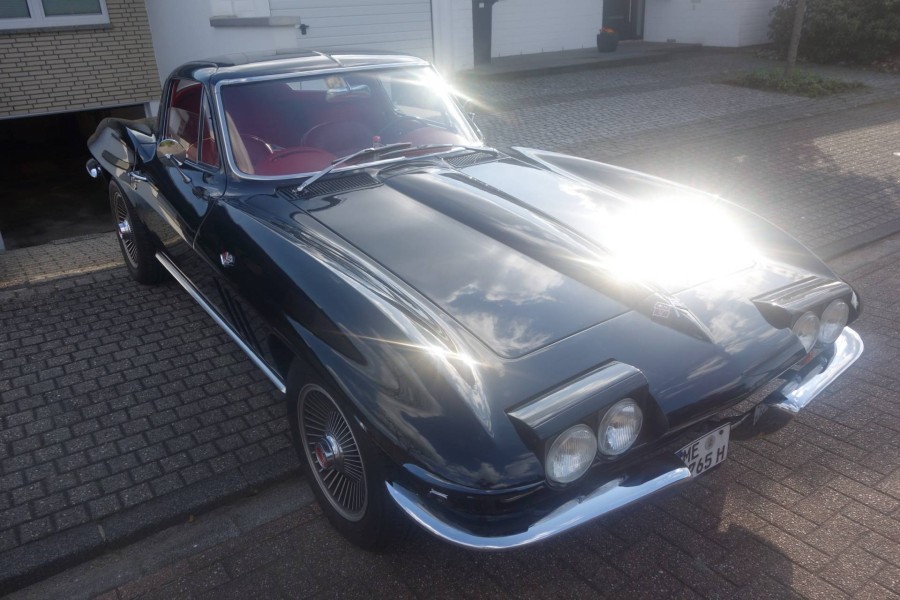 Top: Chevrolet Corvette Baujahr BJ 07/1965