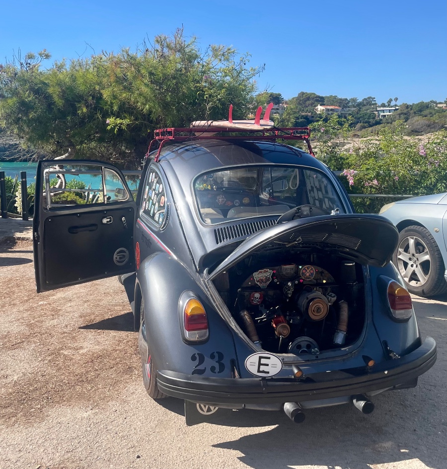 Klassiker VW Käfer in gutem Zustand abzugeben mit niedrigem Kilometerstand Baujahr BJ 04/1978