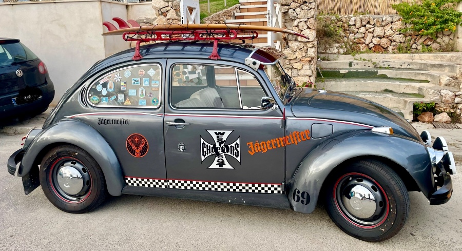 Klassiker VW Käfer in gutem Zustand abzugeben mit niedrigem Kilometerstand Baujahr BJ 04/1978
