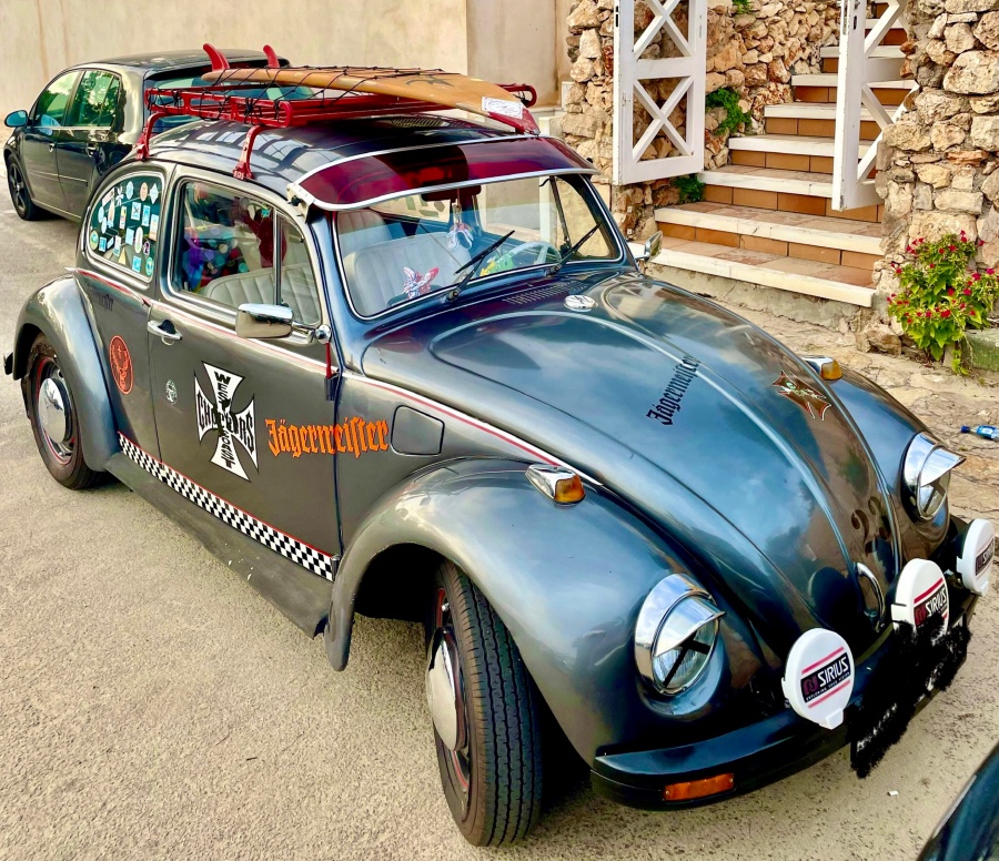 Klassiker VW Käfer in gutem Zustand abzugeben mit niedrigem Kilometerstand Baujahr BJ 04/1978