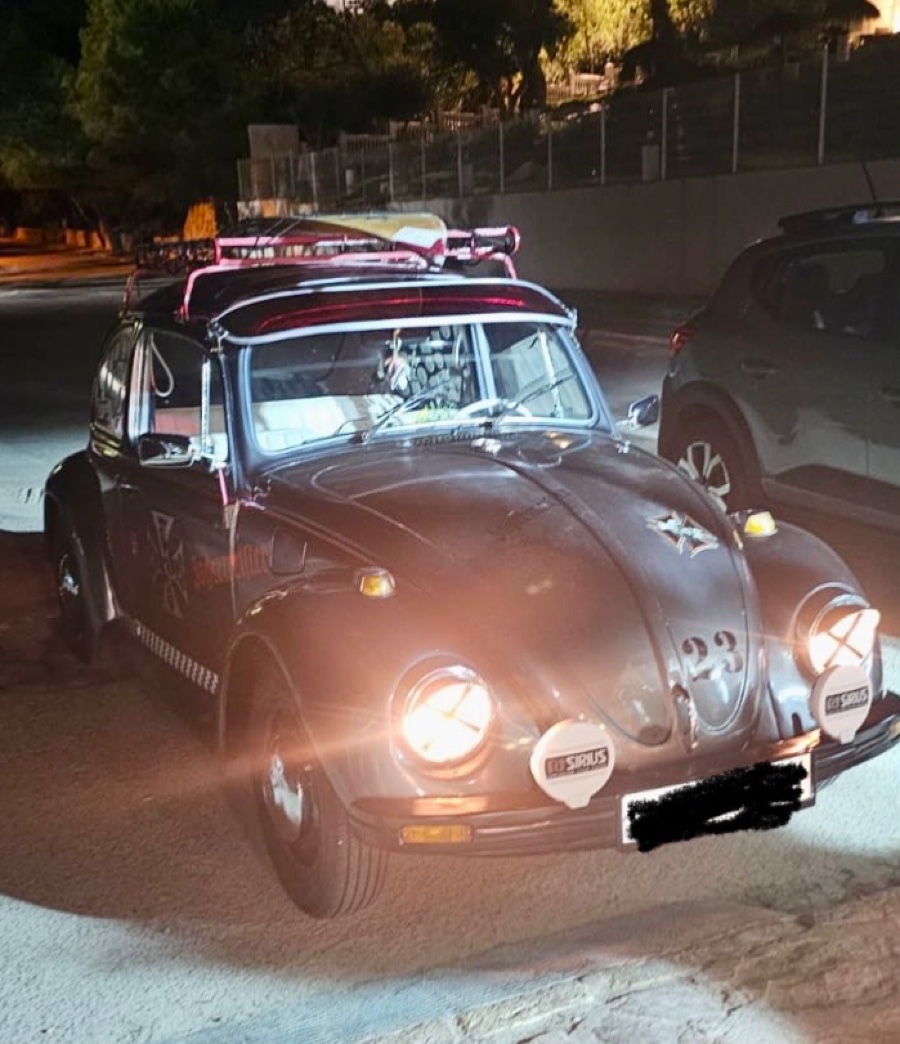 Klassiker VW Käfer in gutem Zustand abzugeben mit niedrigem Kilometerstand Baujahr BJ 04/1978