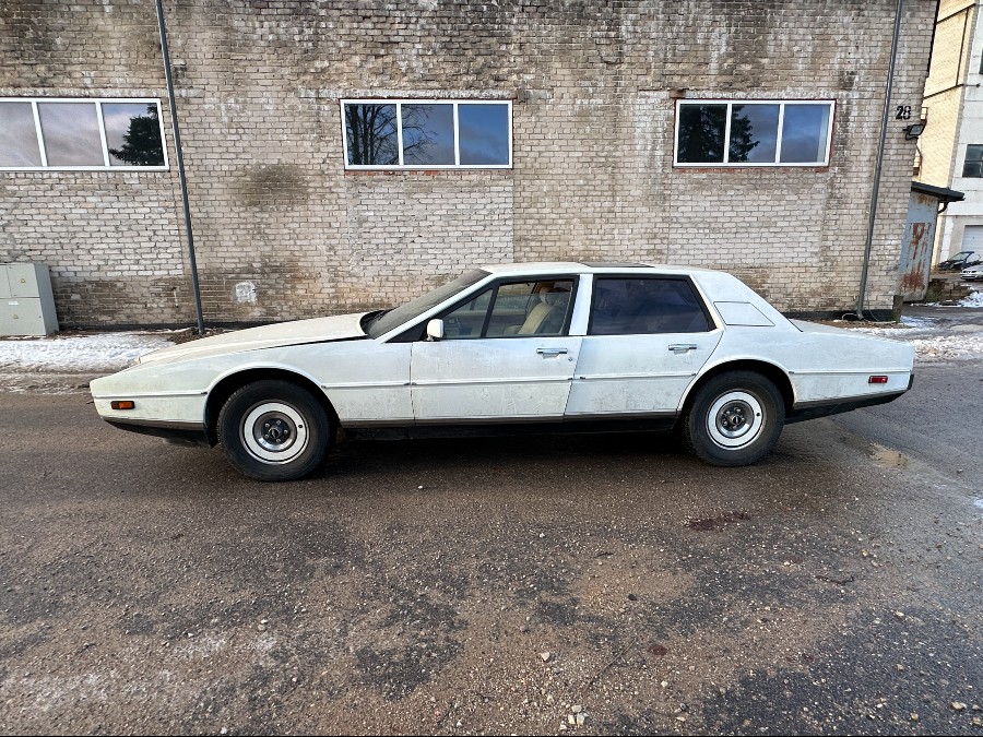 Aston Martin Lagonda Baujahr BJ 07/1982