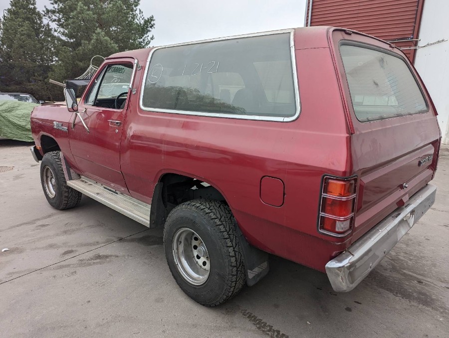 Dodge RAM zu verkaufen Baujahr BJ 09/1983