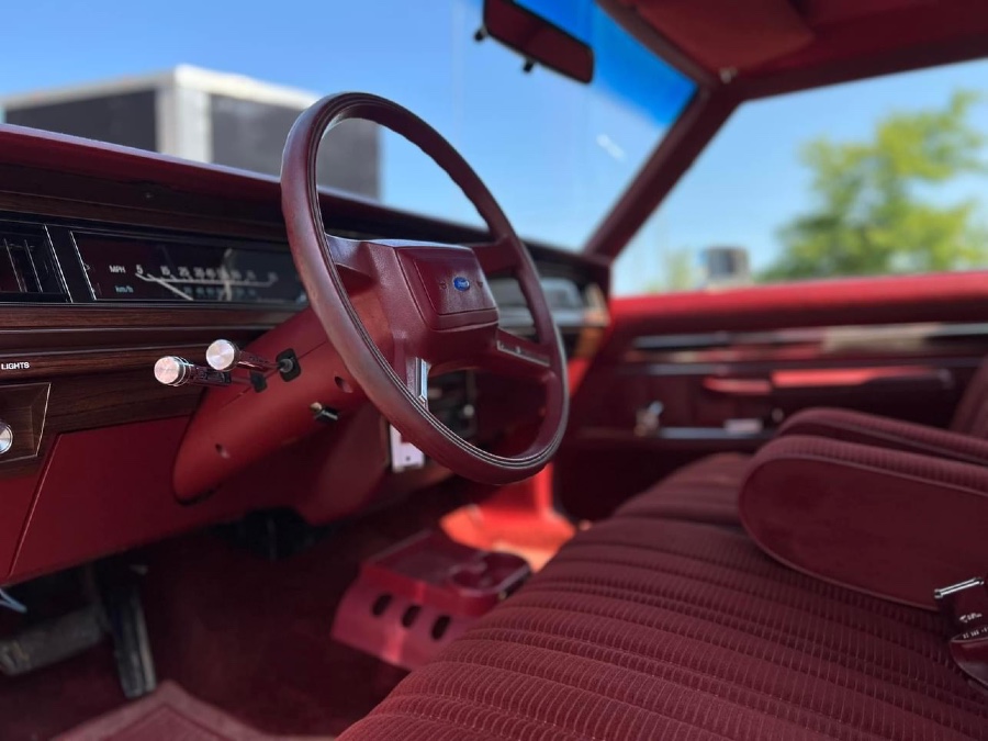 Ford LTD guter Zustand sucht neuen Besitzer Baujahr BJ 01/1985