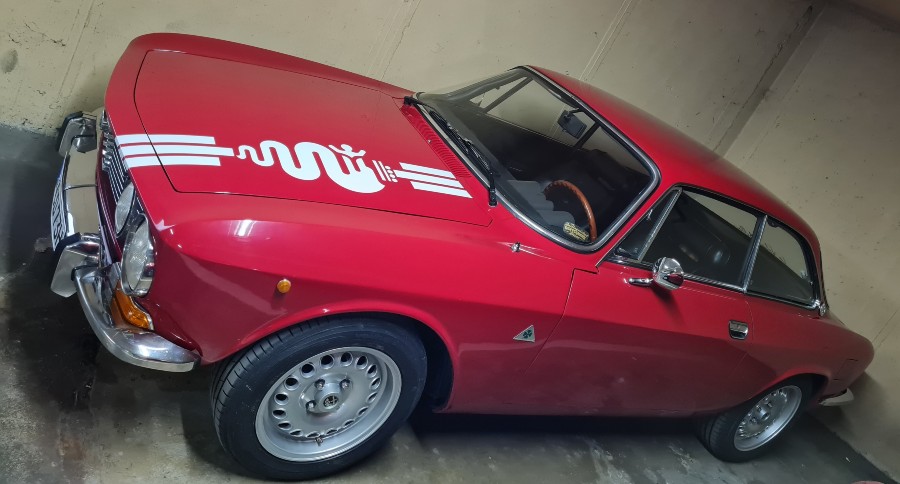 Alfa Romeo Bertone 105 in gutem Zustand abzugeben Baujahr BJ 07/1975